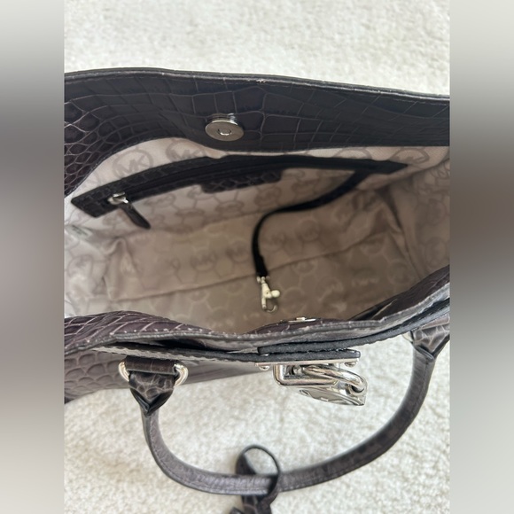 Michael Kors satchel - Picture 15 of 16